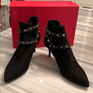 VALENTINO Rock Stud Booties